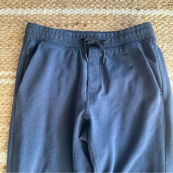 Lululemon Navy Jogger - Picture 2 of 9